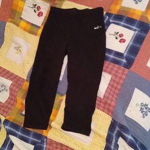 Capri yoga pants